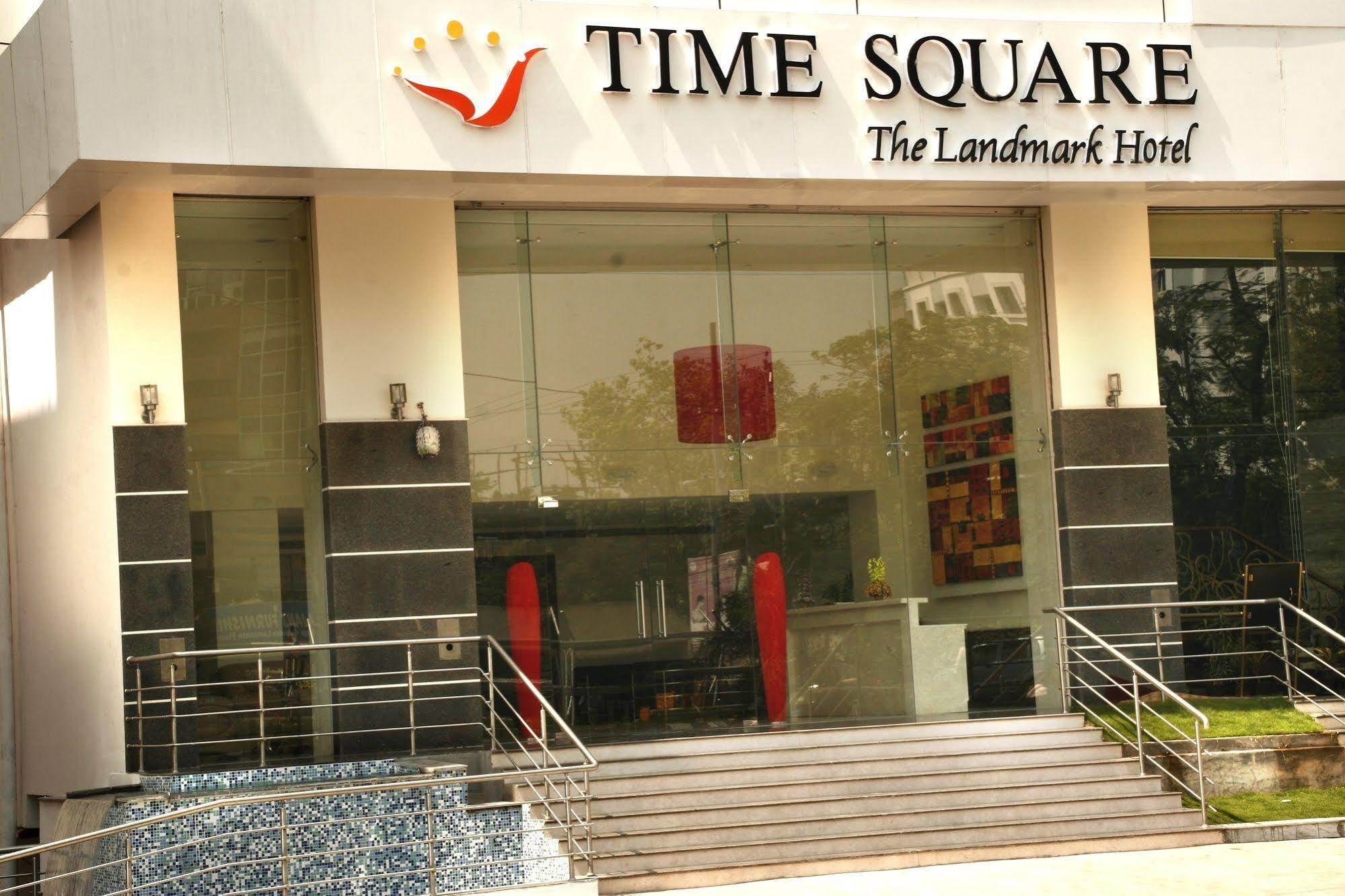 Hotel Time Square - The Landmark Hyderabad